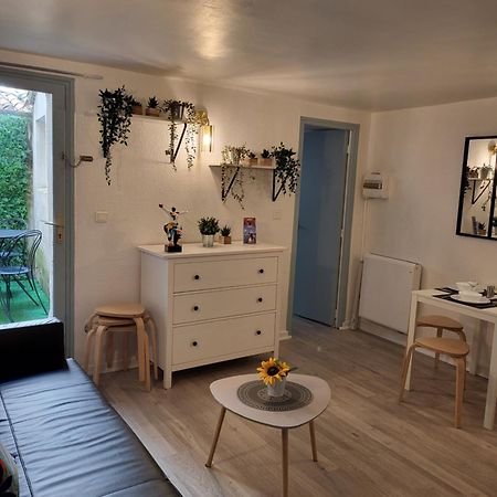 Studio/2 Pieces, Terrasse Avignon Exterior foto